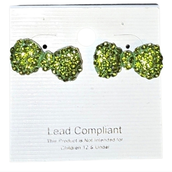 Rhinestone Stud Earrings Pick- Dolphin Star Crab Bow Paw Dragonfly Giraffe NWT - Picture 8 of 9